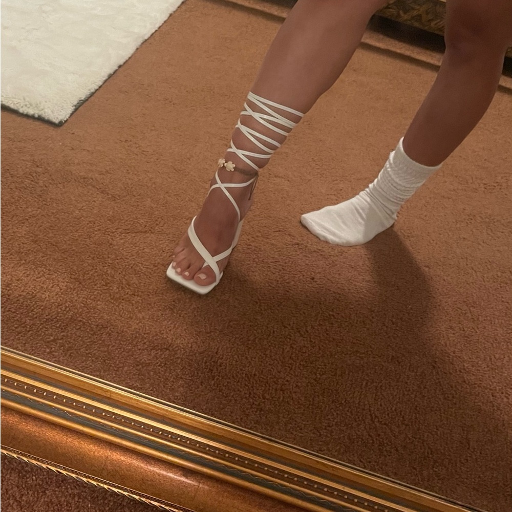 Lace up heel